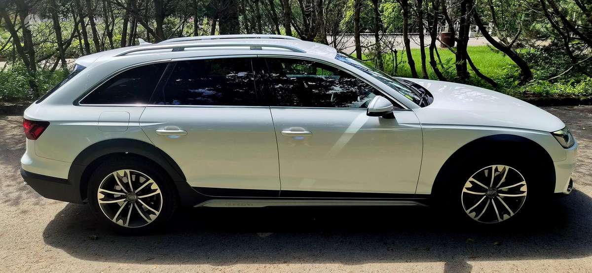 Audi A4 allroad, 3.0 l., wagon