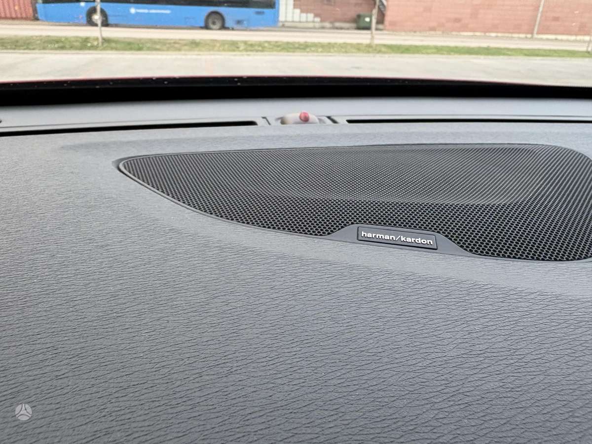 Volvo S60, 2.0 l., Седан