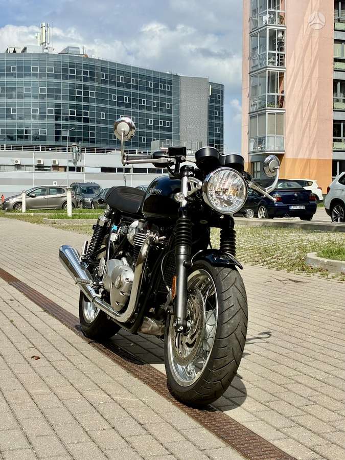 Triumph Thruxton 1197cc, street / klasikiniai