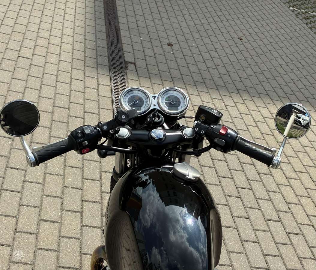 Triumph Thruxton 1197cc, street / classic