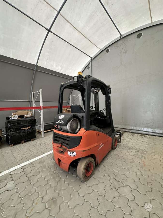Linde H16, forklifts