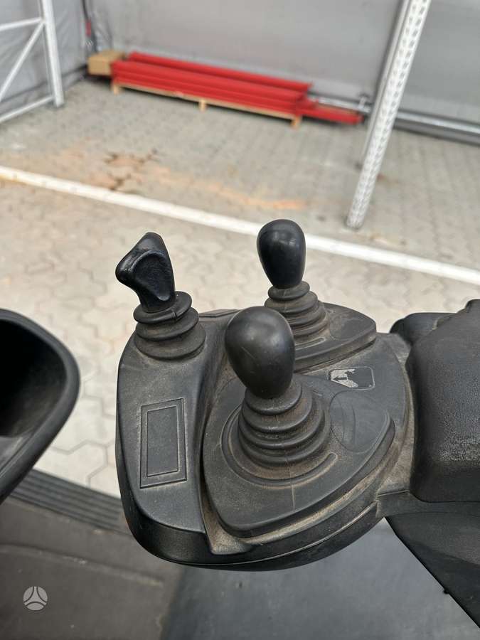Linde H16, forklifts