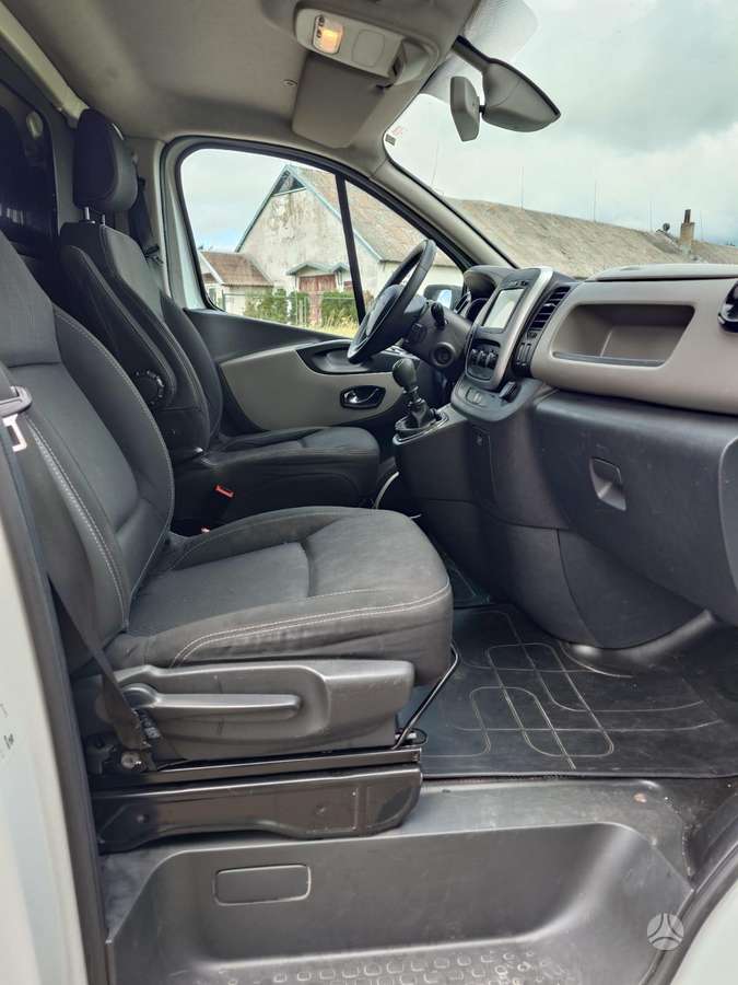 Renault Trafic, 1.6 l., Минивэн