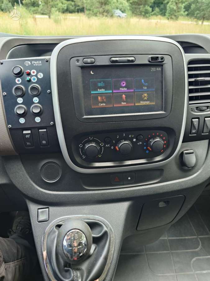 Renault Trafic, 1.6 l., Минивэн