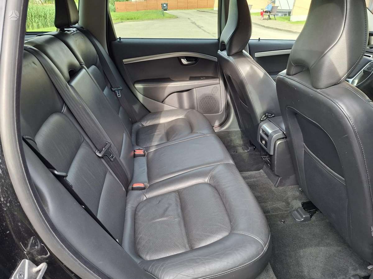 Volvo V70, 2.0 l., Универсал