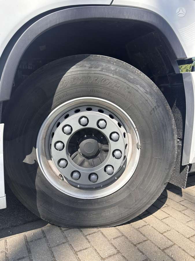 Volvo FH460, double sleeper