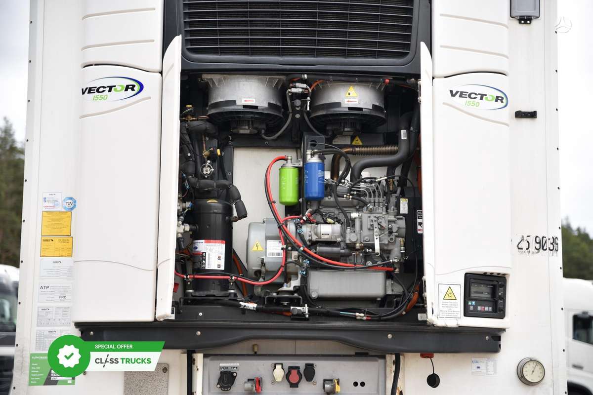 Schmitz SKO FP 60 Carrier Vector 1550, refrigerated