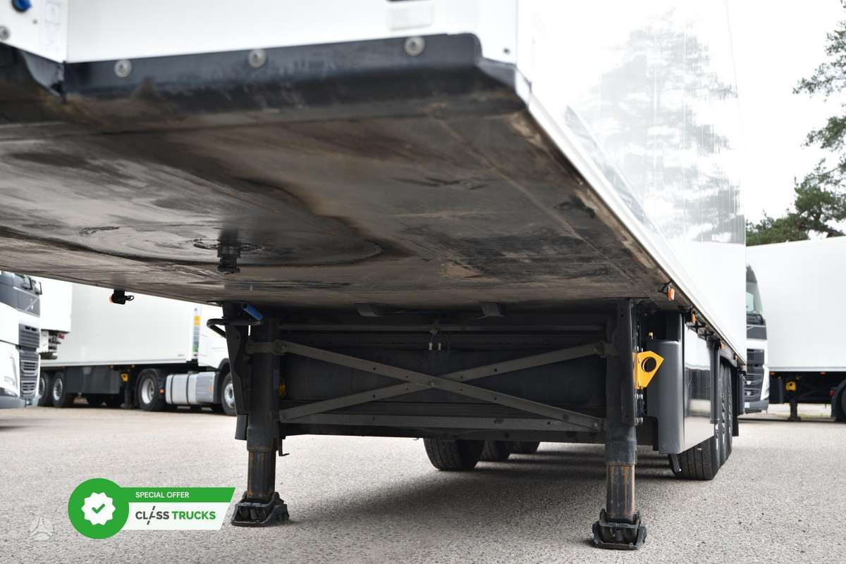 Schmitz SKO FP 60 Carrier Vector 1550, refrigerated