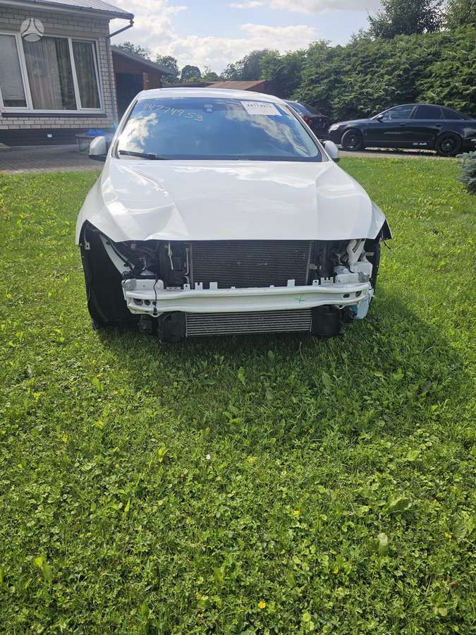 Volvo S60, 2.5 l., Хэтчбек