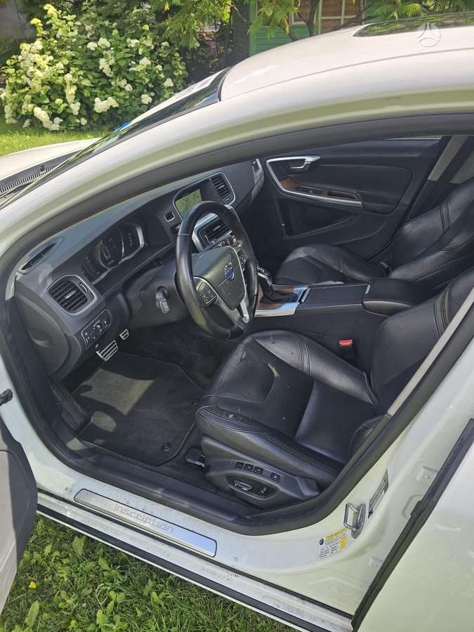Volvo S60, 2.5 l., Хэтчбек