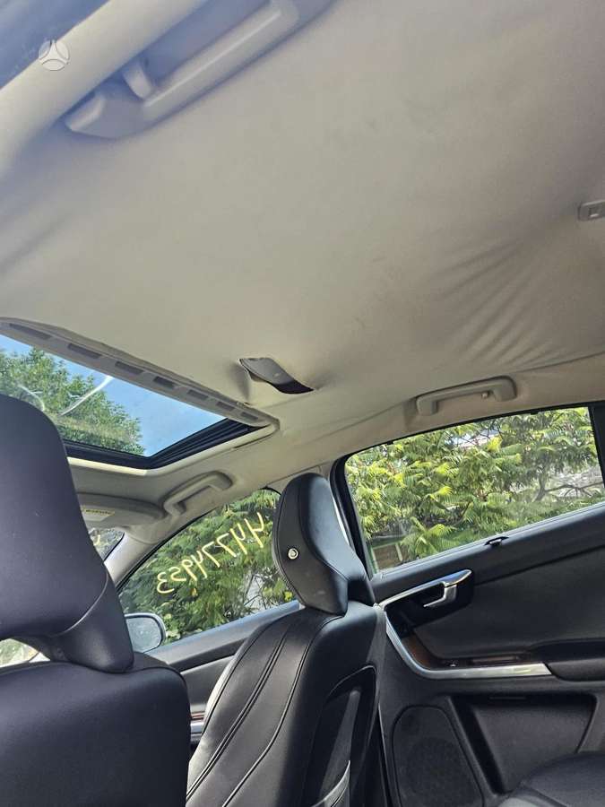 Volvo S60, 2.5 l., Хэтчбек