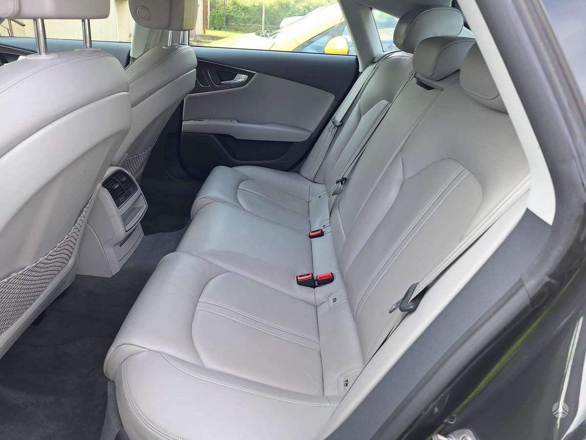Audi A7, 3.0 l., Седан
