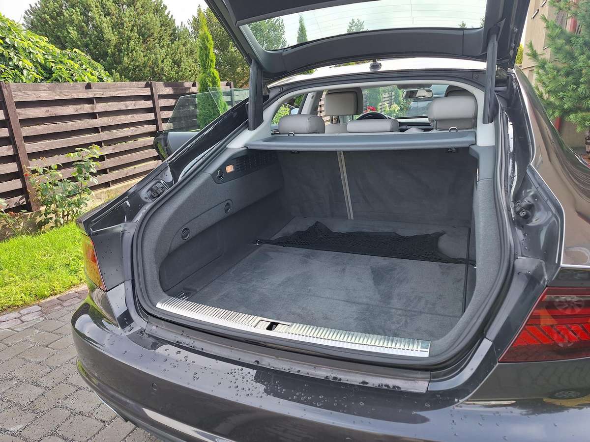 Audi A7, 3.0 l., Седан