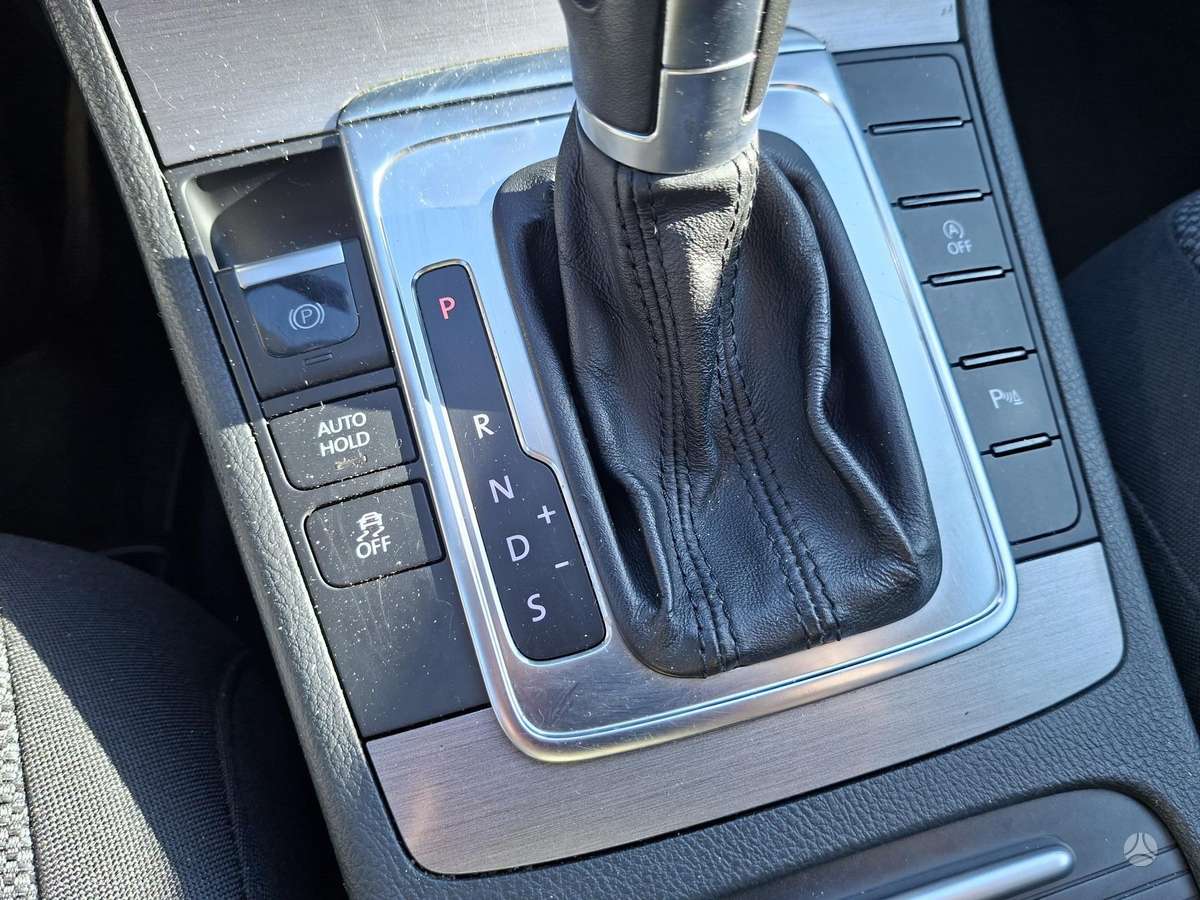 Volkswagen Passat, 1.4 l., Универсал