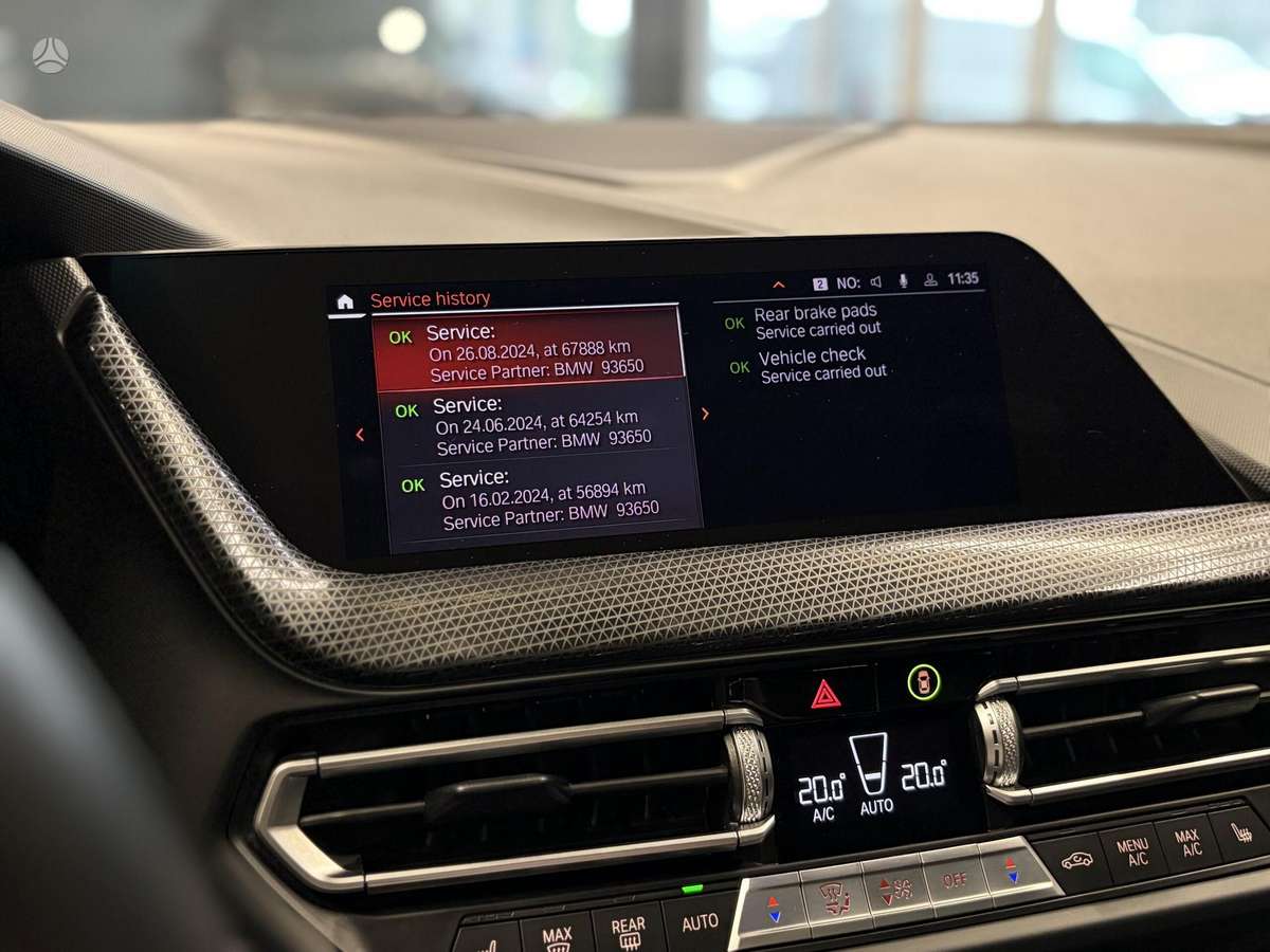 BMW 228, 2.0 l., Седан