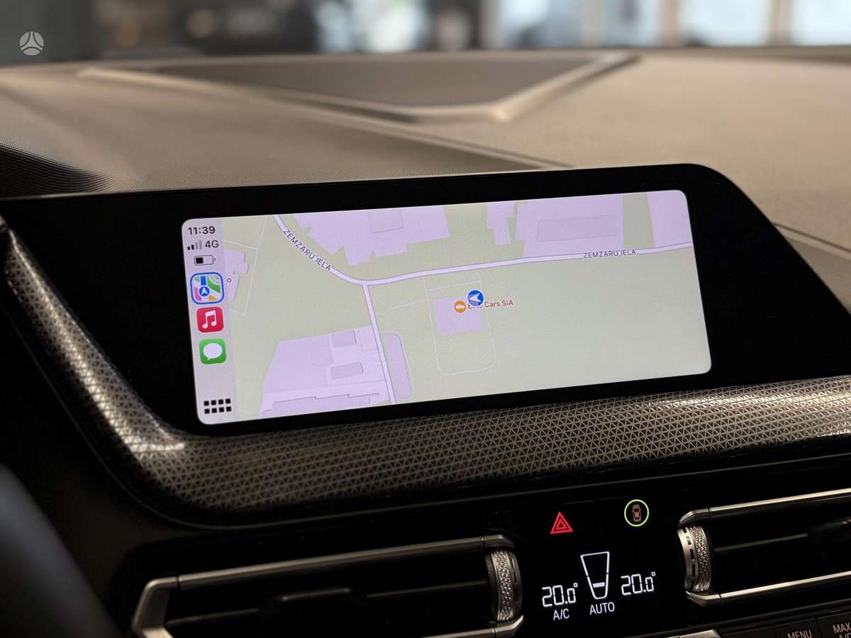 BMW 228, 2.0 l., Седан