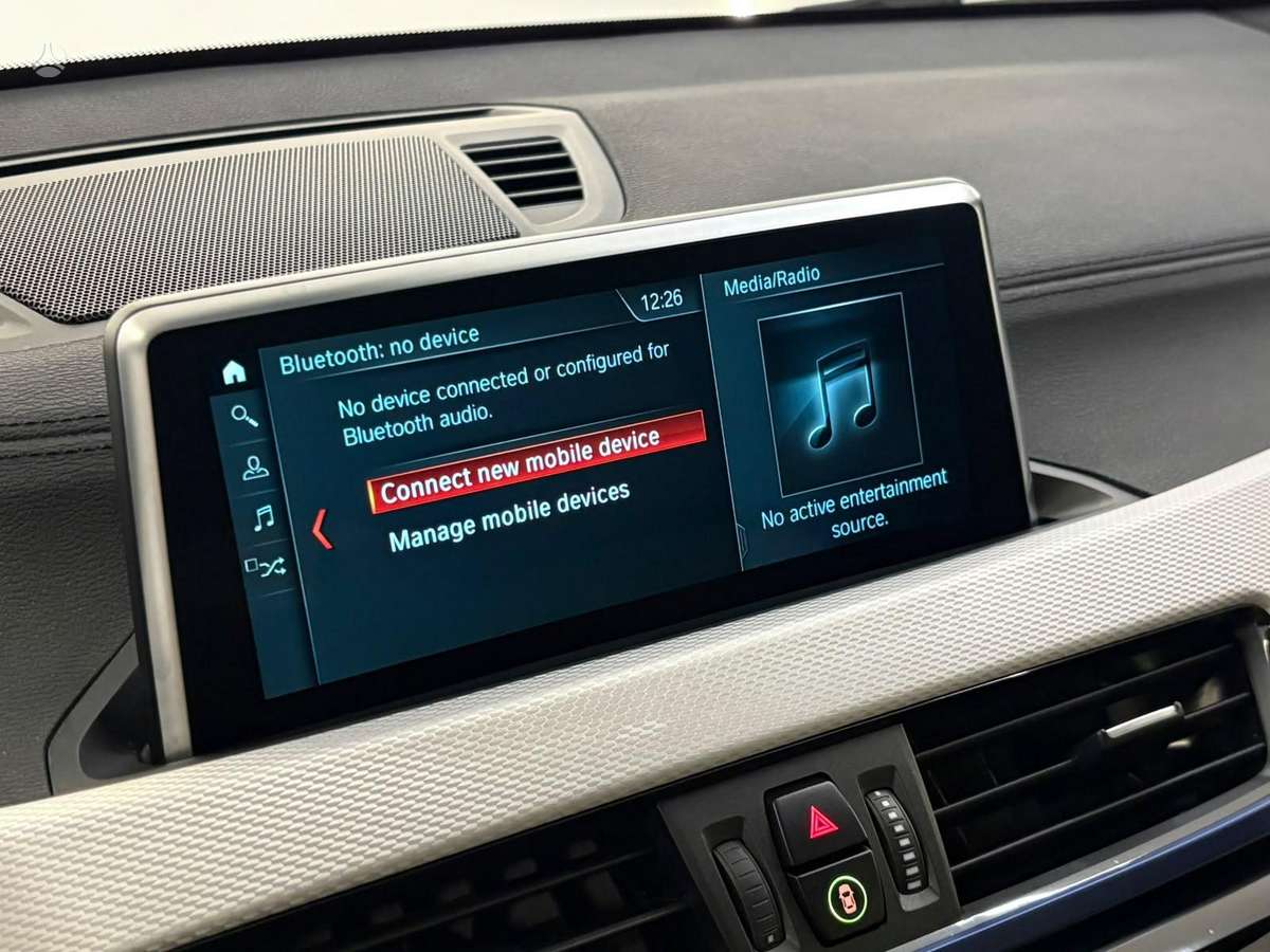 BMW X2, 1.5 l., off-road / crossover