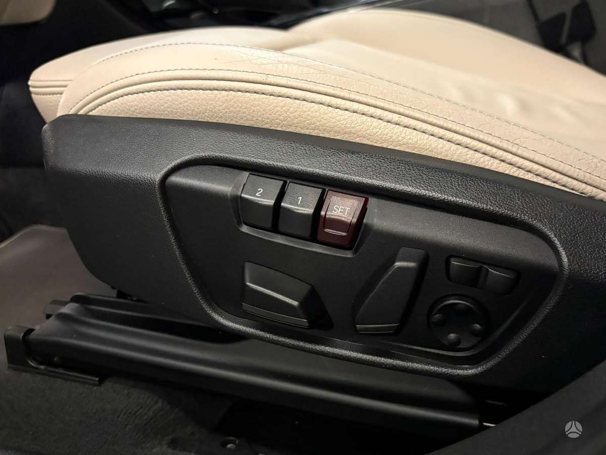 BMW X2, 1.5 l., off-road / crossover