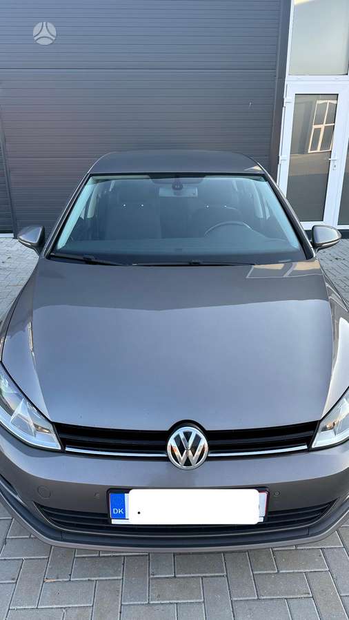 Volkswagen Golf - 4
