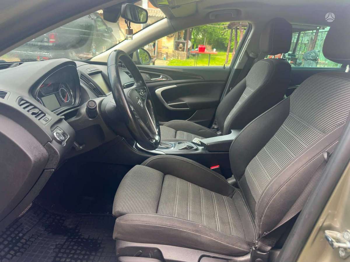 Opel Insignia, 2.0 l., wagon