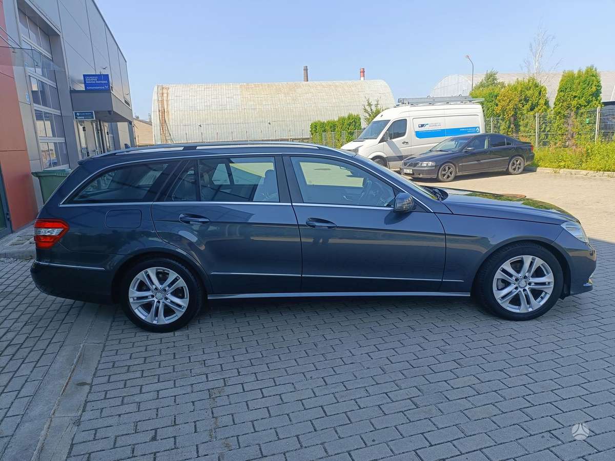 Mercedes-Benz E220, 2.1 l., Универсал