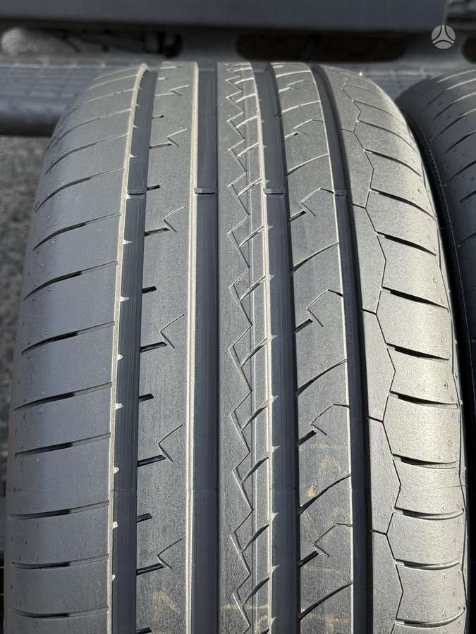 Debica PRESTO UHP2, summer 235/45 R17