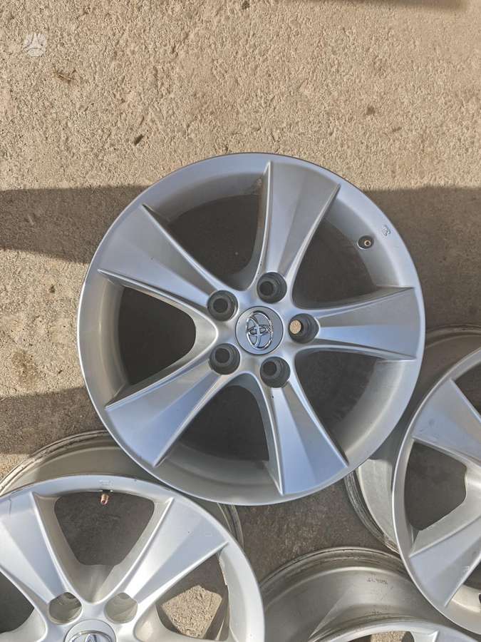 Toyota Corolla verso, light alloy, R16