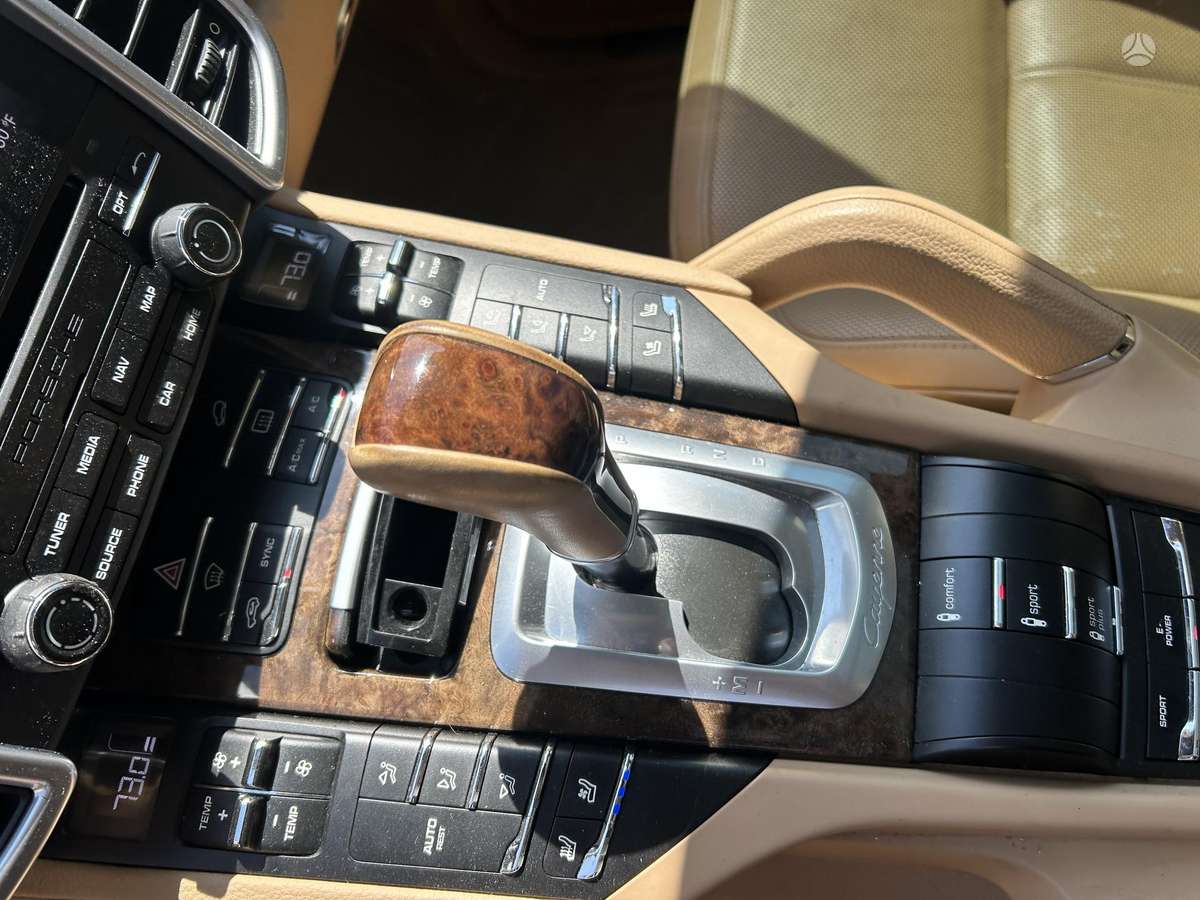 Porsche Cayenne for parts
