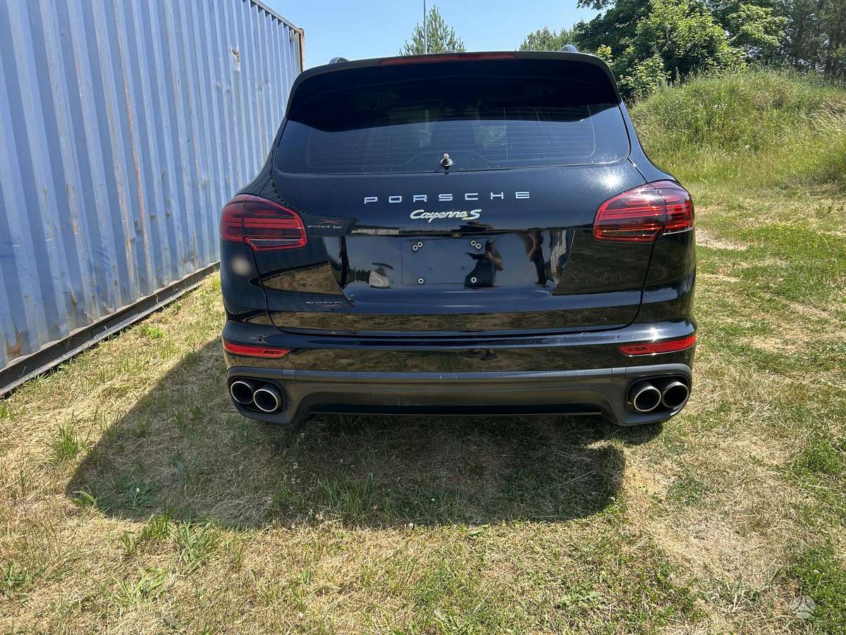 Porsche Cayenne rezerves daļās
