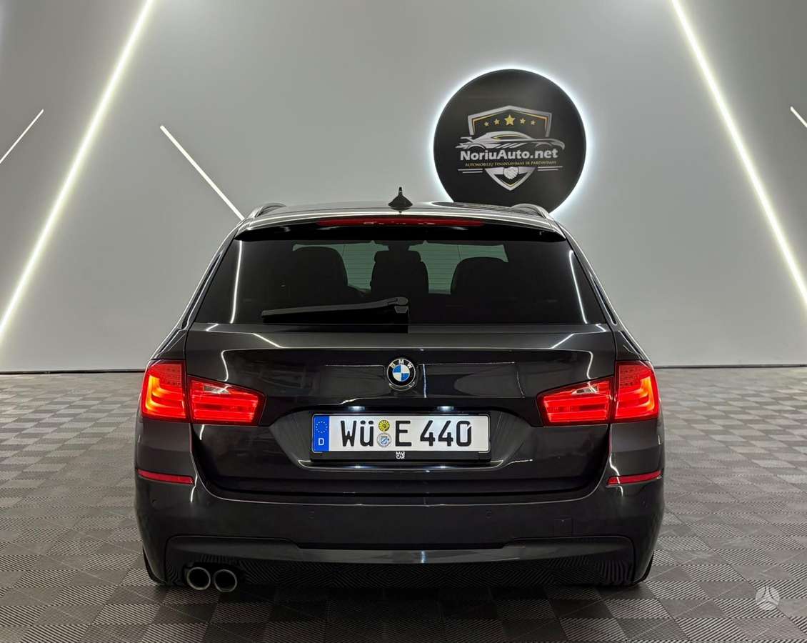 BMW 530, 3.0 l., wagon