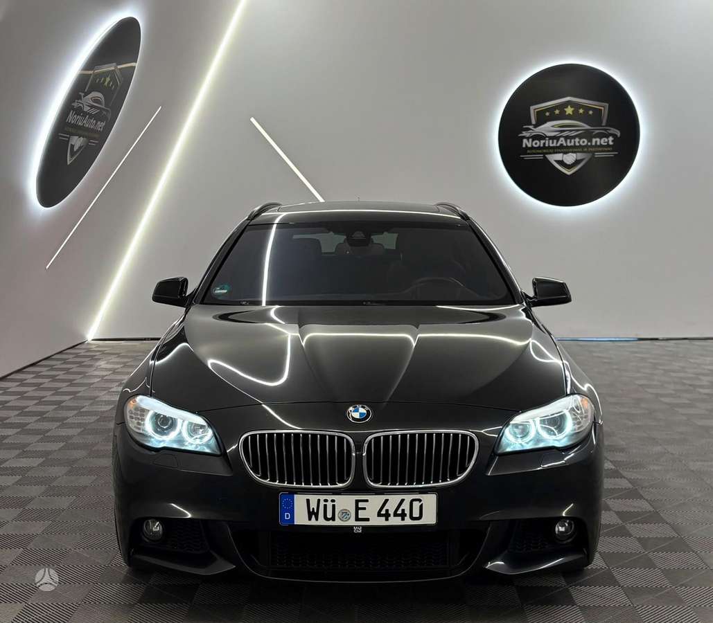 BMW 530, 3.0 l., wagon