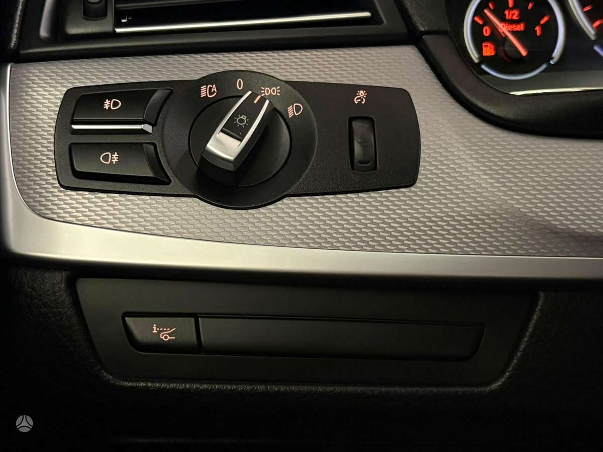 BMW 530, 3.0 l., wagon