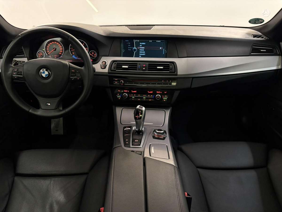 BMW 530, 3.0 l., wagon