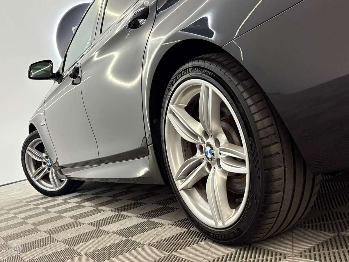 BMW 530, 3.0 l., wagon