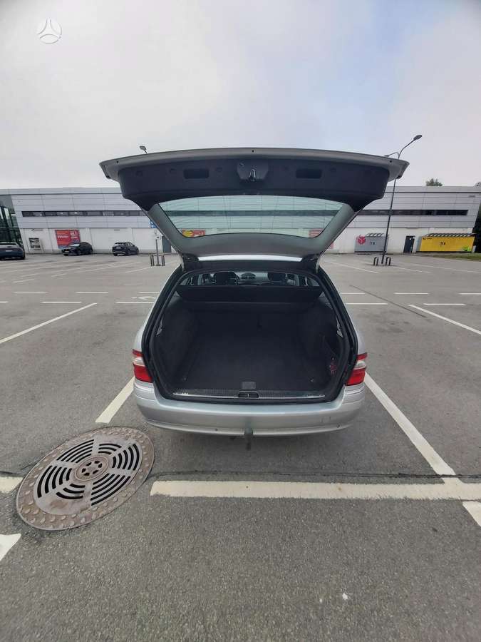 Mercedes-Benz E220, 2.2 l., wagon
