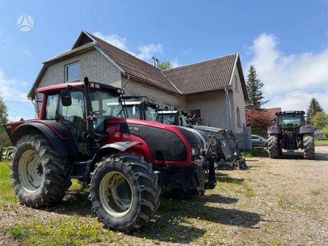 Valtra T151 E, tractors