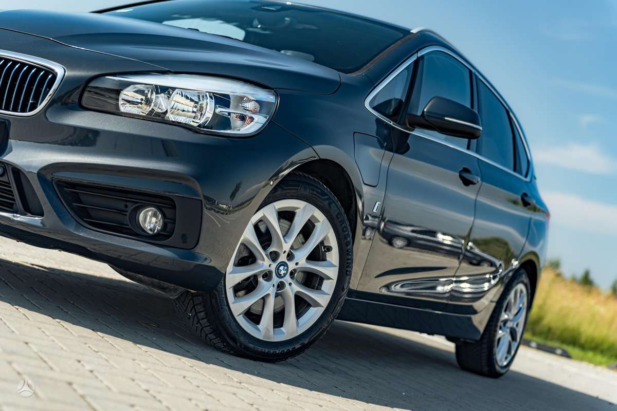BMW 225 Active Tourer, wagon
