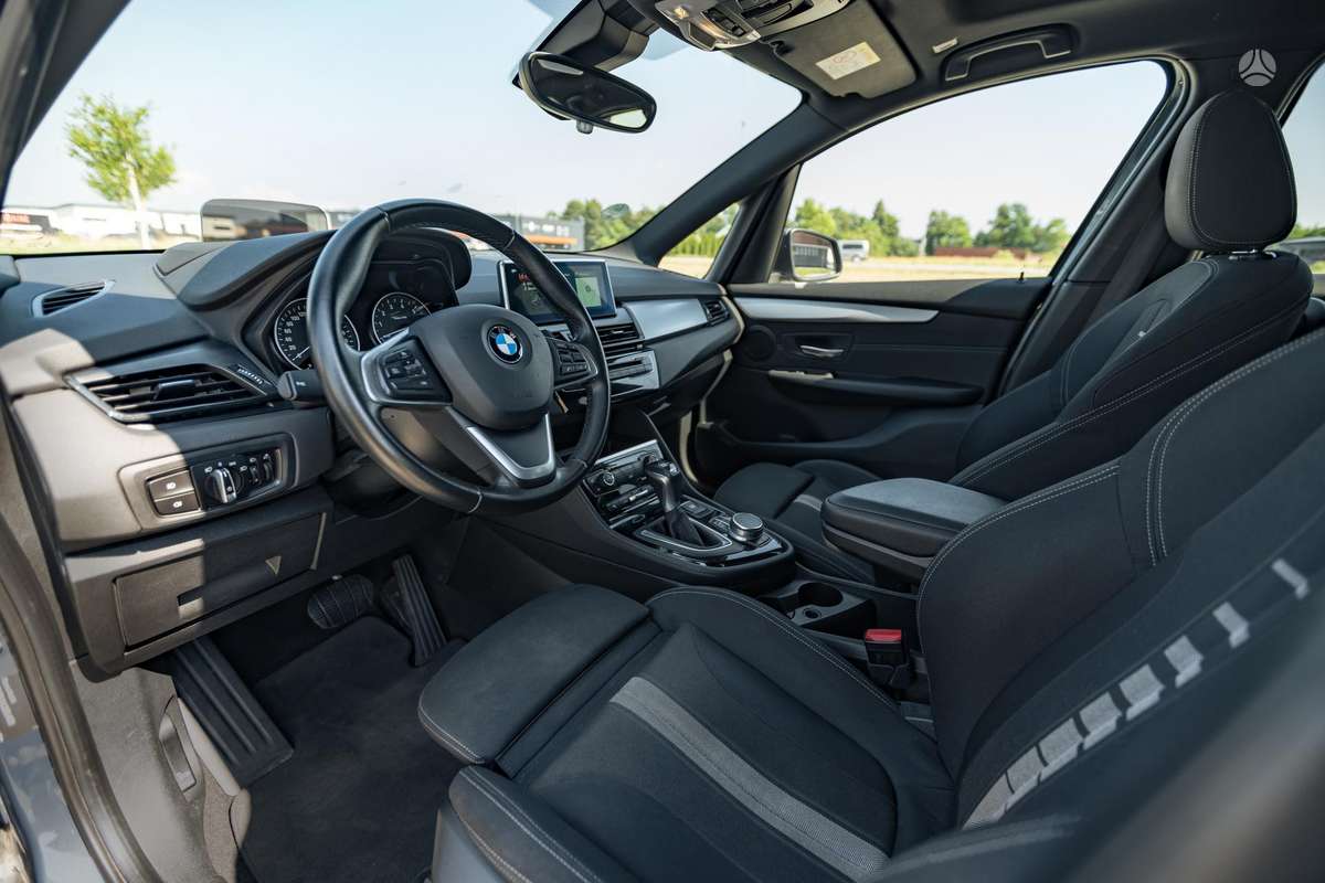 BMW 225 Active Tourer, Универсал