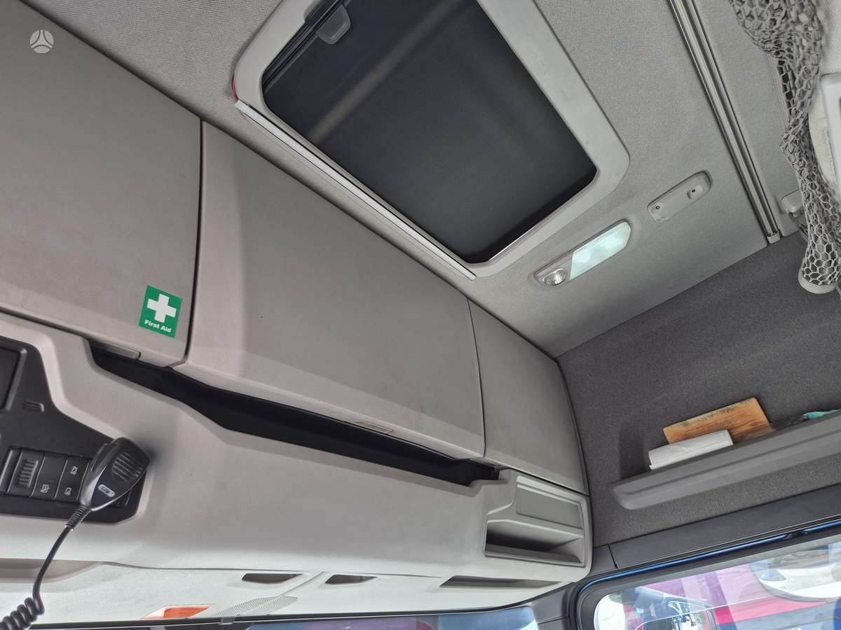 Scania S450, double sleeper