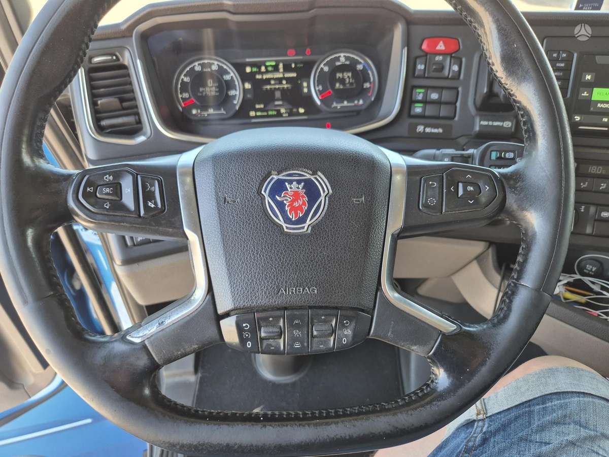 Scania S450, 2 спальных места