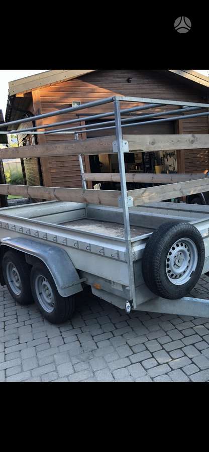 Tauras Bz2500, passenger car trailers