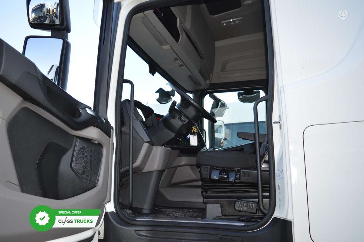 Scania R460 CR20H ACC ADAS Package, double sleeper