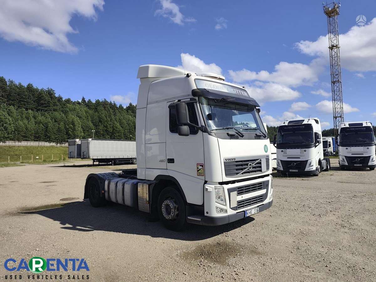 Volvo FH 42T, double sleeper
