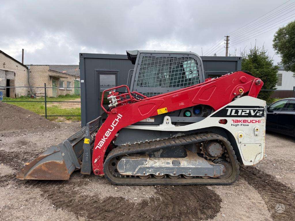 Takeuchi TL12, mini loaders