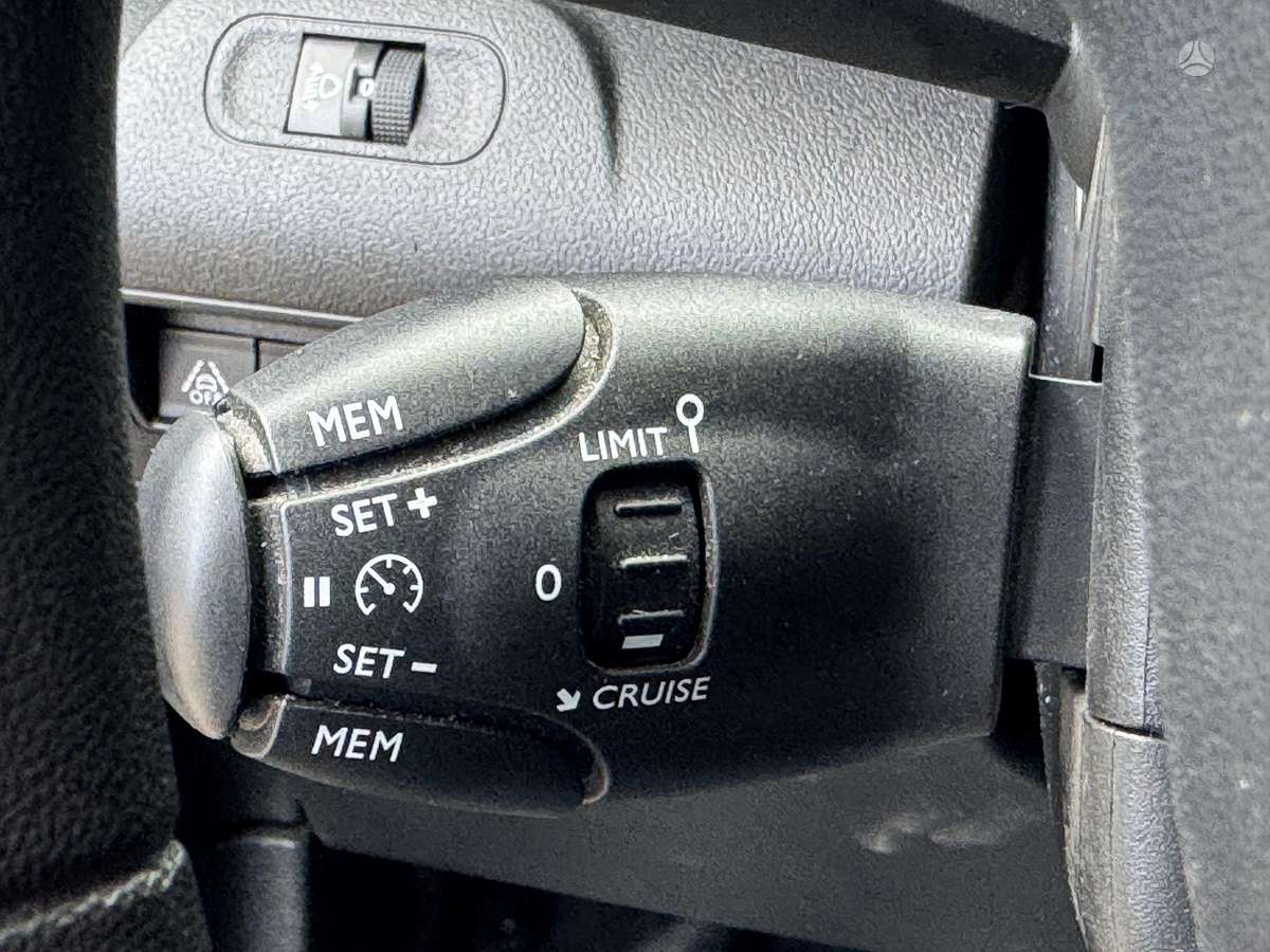 Peugeot Partner - 9