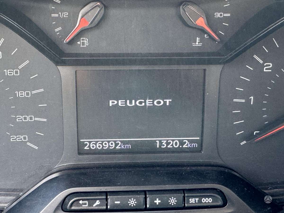 Peugeot Partner - 10