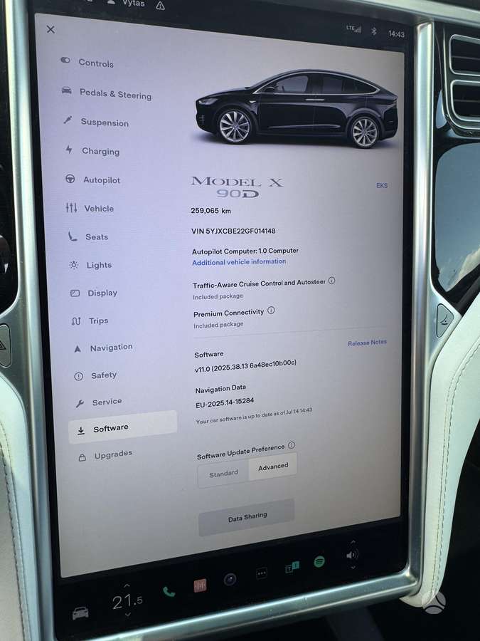 Tesla Model X, 90 kWh, off-road / crossover