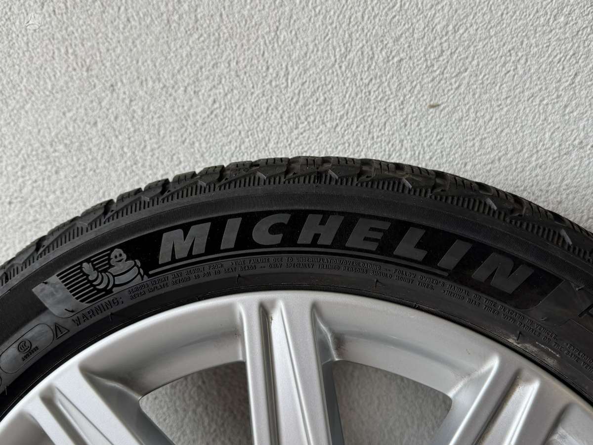 Audi A6 C8 su Michelin padangomis, light alloy, R19