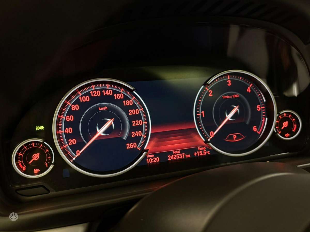BMW 530, 3.0 l., wagon