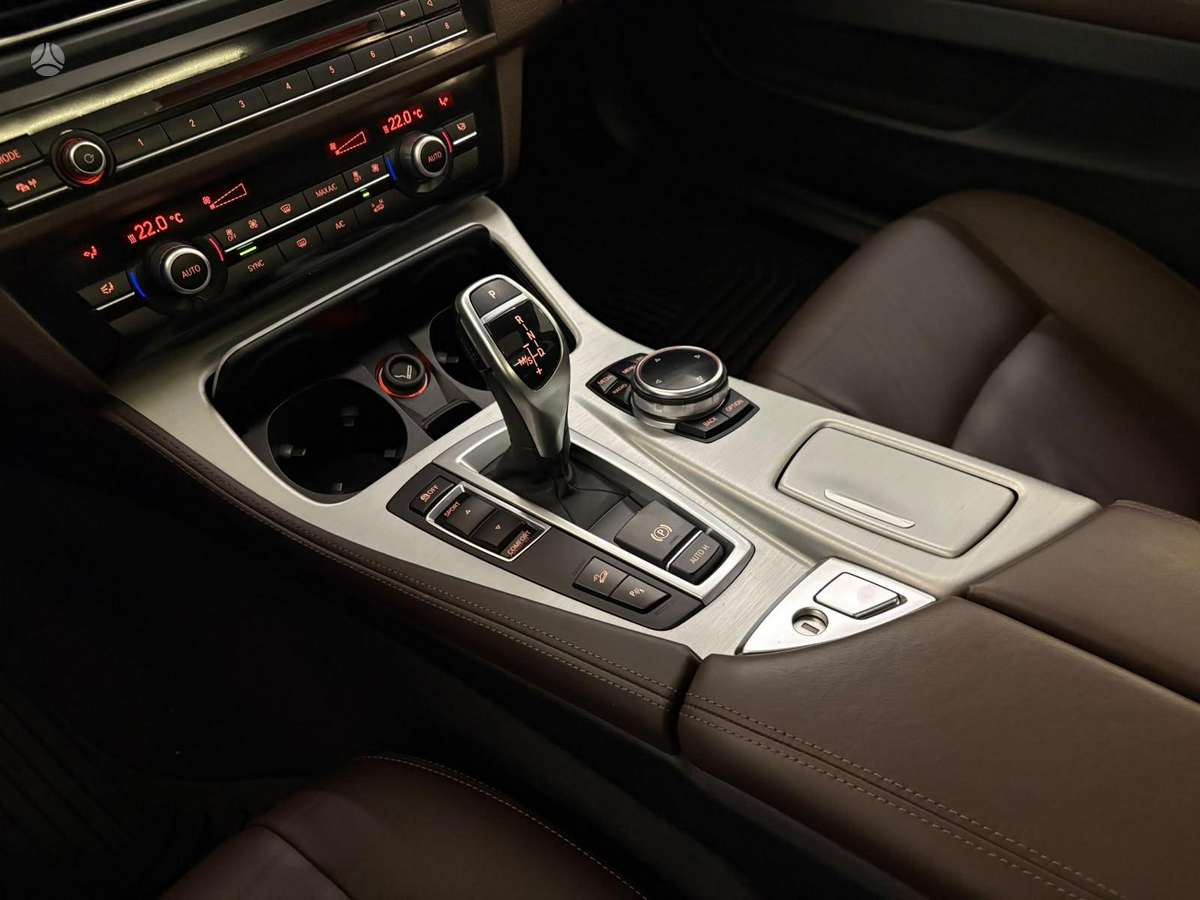BMW 530, 3.0 l., wagon